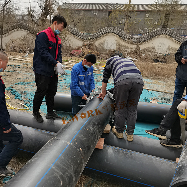 ECR500PE型旋轉式塑料管切管機現場應用